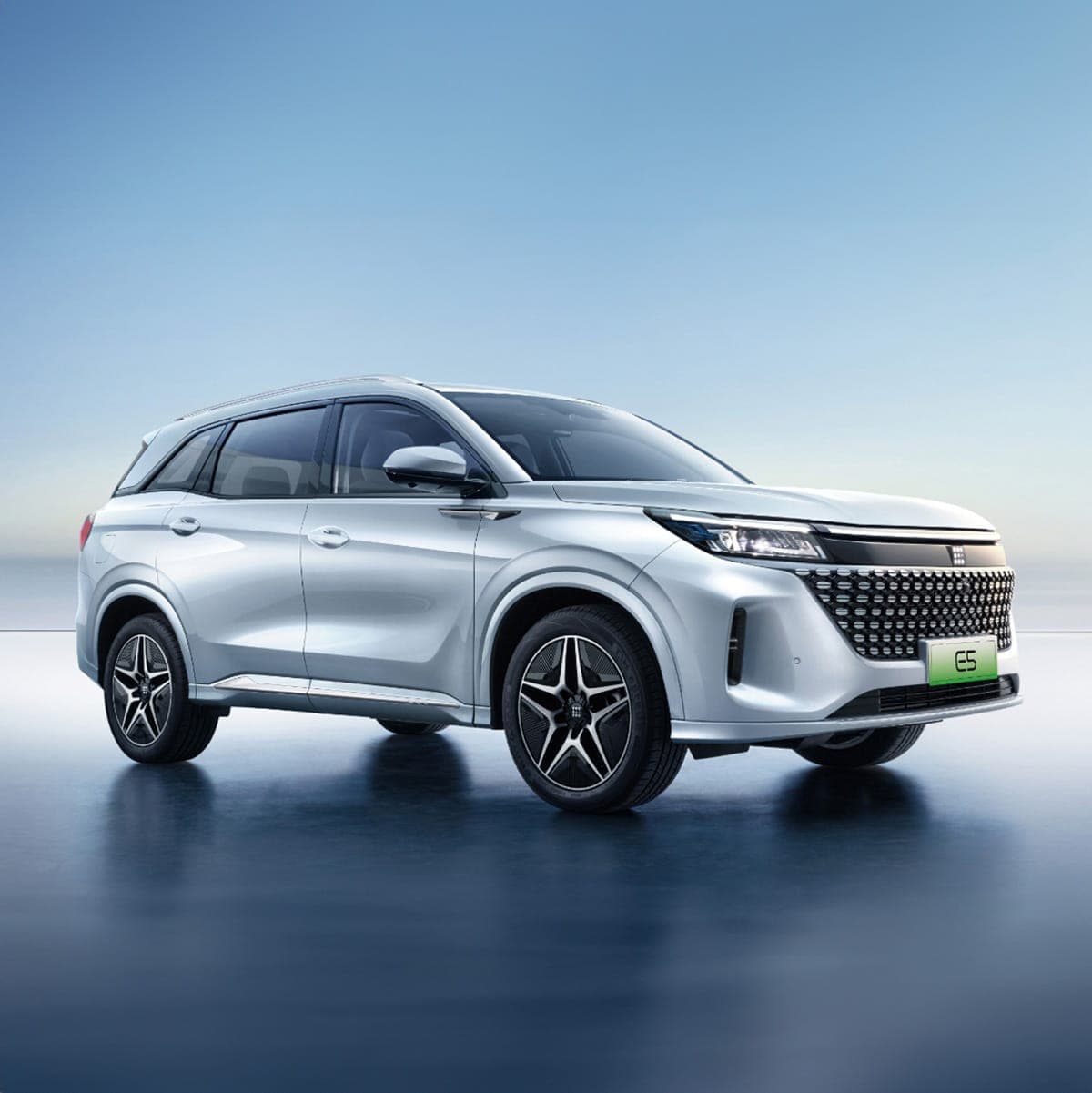 DFSK E5 Luxury