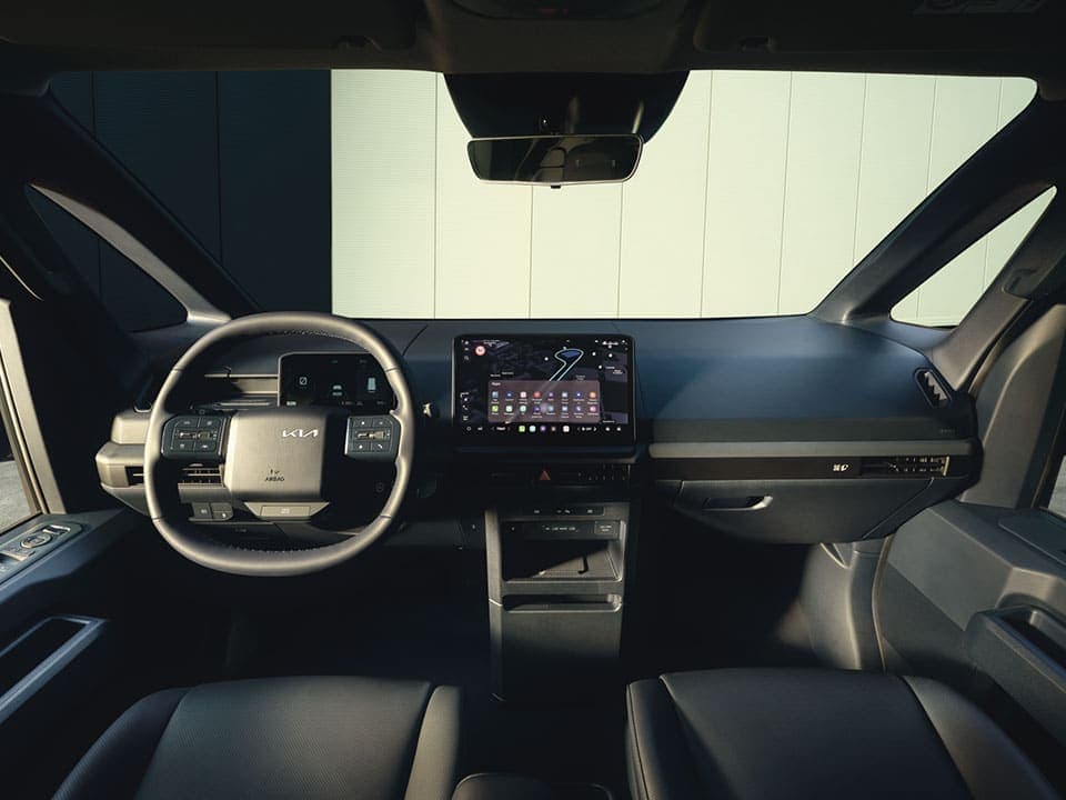 Android Automotive și ecran de 12,9 inch