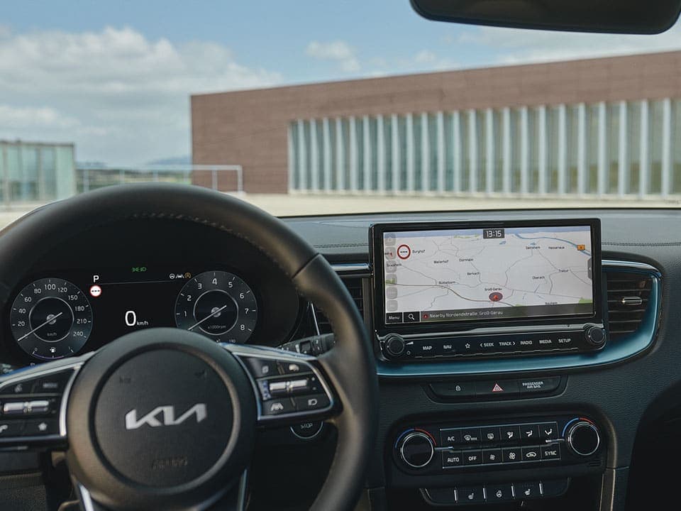 Sisteme infotainment și de conectivitate high-tech