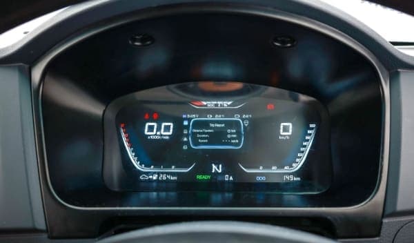 SWM X30 L EV, Motor sincron de 60 kW, tracțiune spate